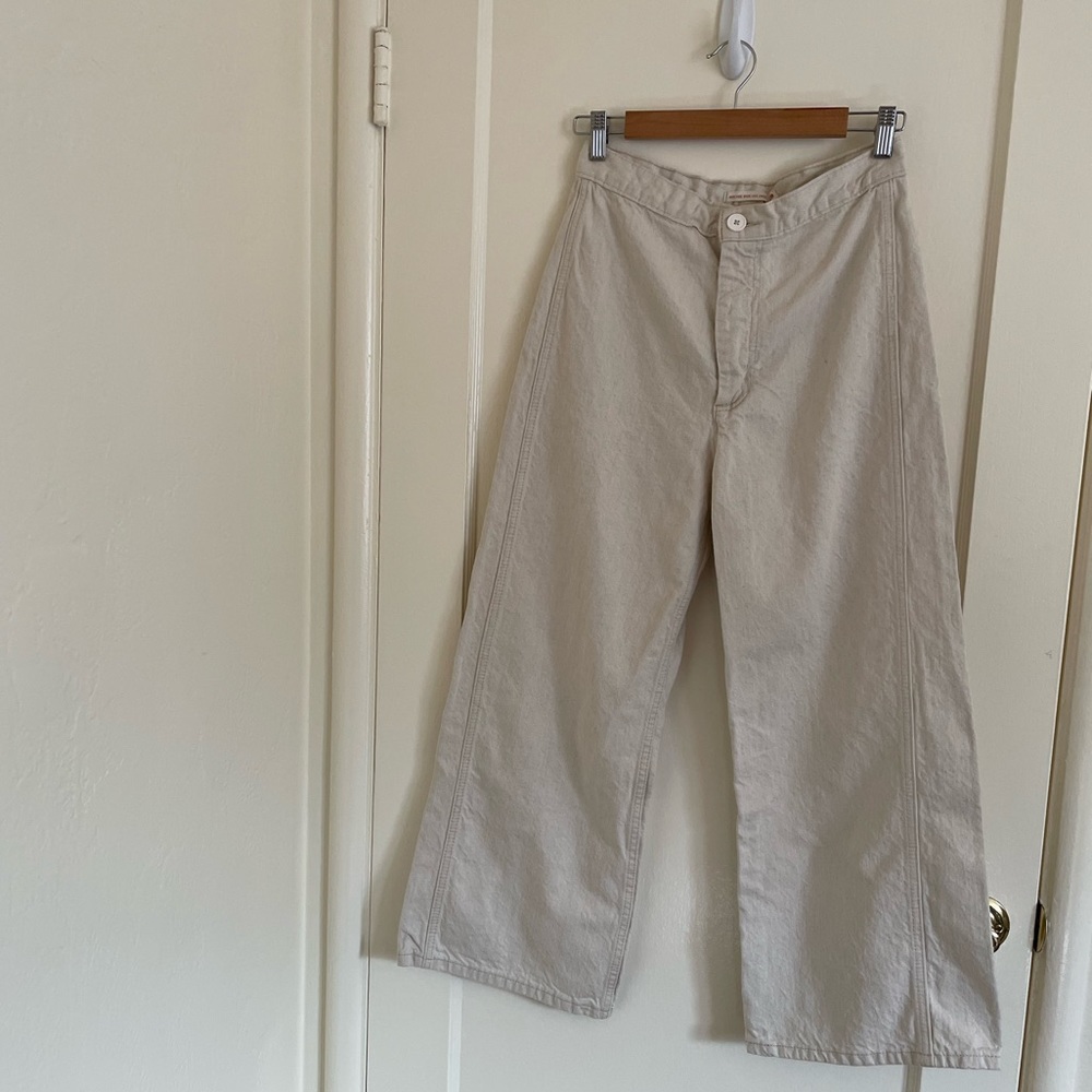 Levi’s rib cage jeans